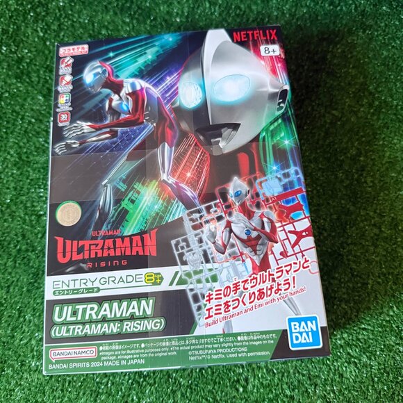 Bandai Entry Grade Ultraman (Ultraman: Rising) Colored Plastic Model Kit – NIB - Picture 3 of 10